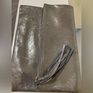 Silver metallic Clutch